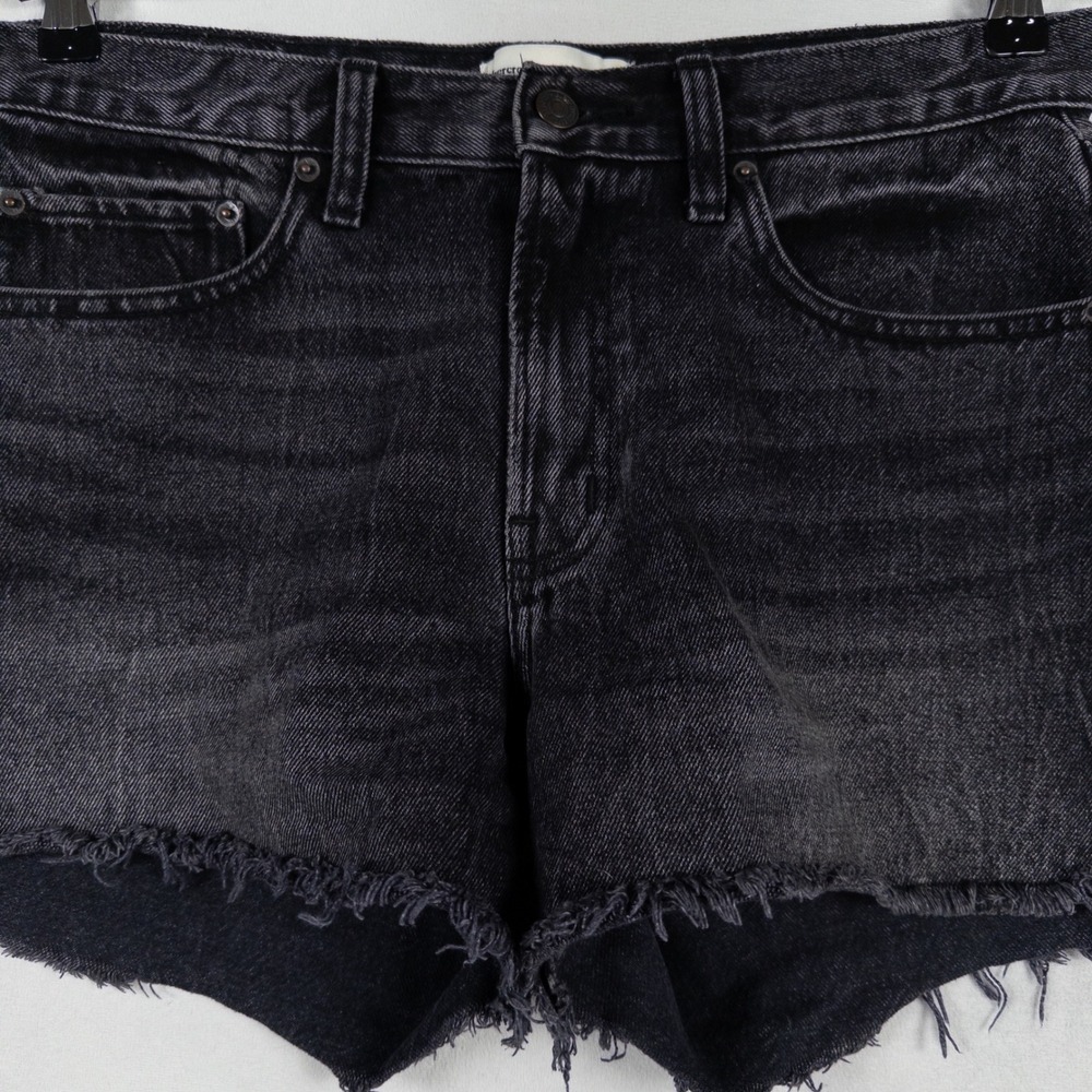 Abercrombie & Fitch Womens Mid Rise Boyfriend Shorts 28 6 Black Denim Cut Offs - Picture 2 of 10